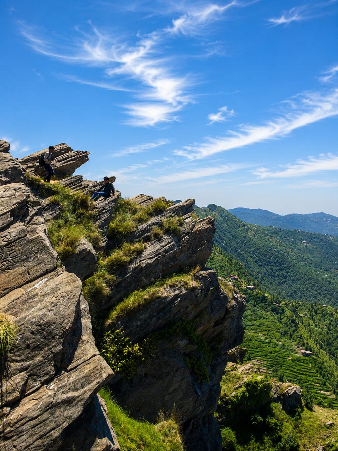Chauli ki Jali viewpoint overlooking the Kumaon hills near Mukteshwar
